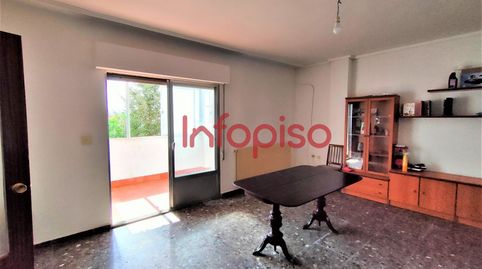 Foto 2 de Piso en venta en Valdepeñas, Ciudad Real