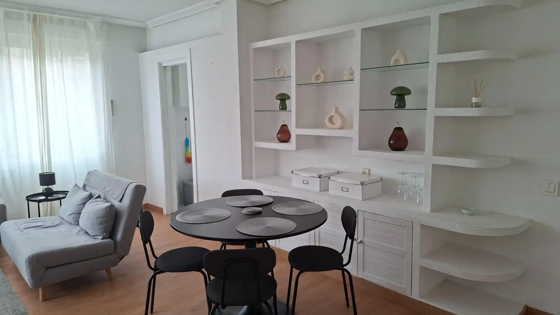 Comedor de Piso de alquiler en  Madrid Capital con Amueblado