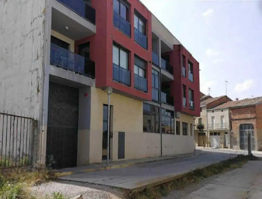 Vista exterior de Piso en venta en Linyola con Trastero
