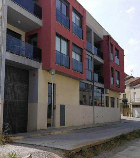 Foto 2 de Piso en venta en C/ Prat de la Riba, Linyola, Lleida