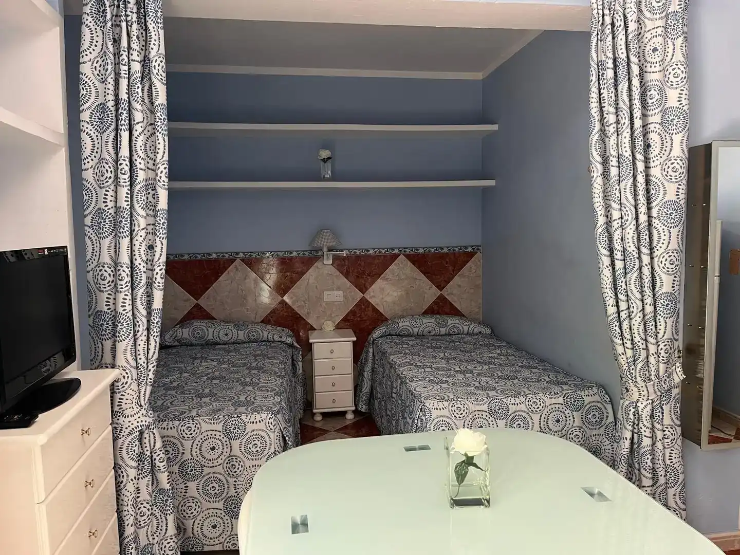 Bedroom of Flat for rent in Marbella Centro