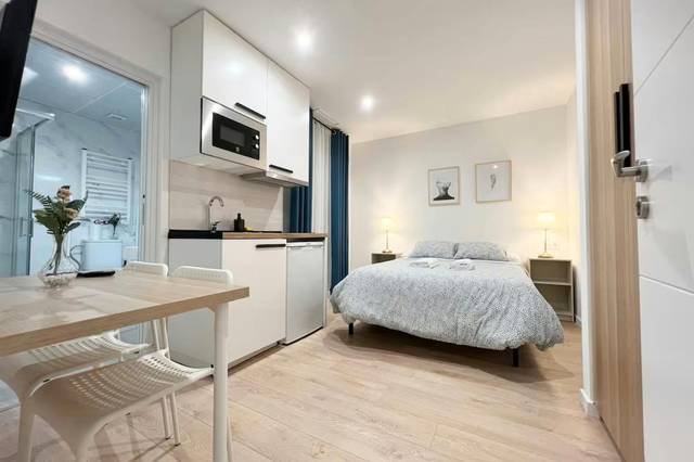 Piso en Alquiler en N/A en Cortes - Huertas