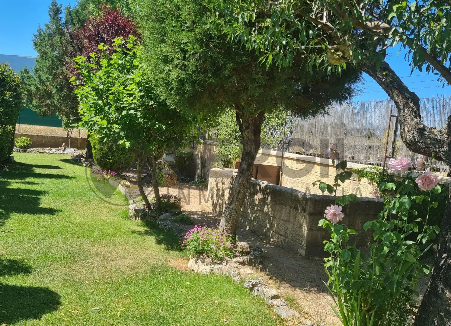 Jardín de Casa o chalet en venta en Prádena con Calefacción y Jardín privado