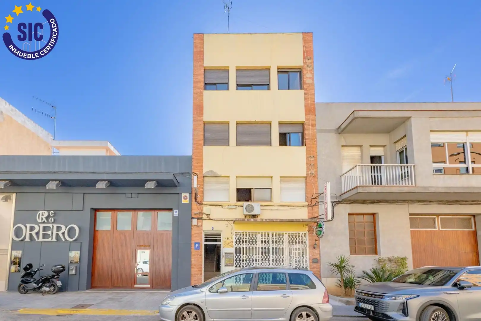 Hôtel à vendre à Calle PINTOR PUIG RODA