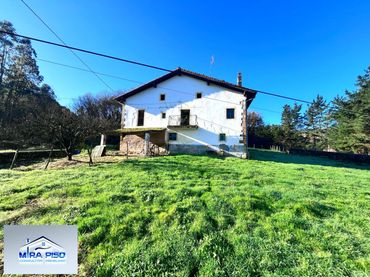 Casa en venta en Bárcena de Cicero