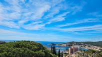 Vista exterior de Casa adosada en venda en Sant Feliu de Guíxols amb Terrassa i Balcó