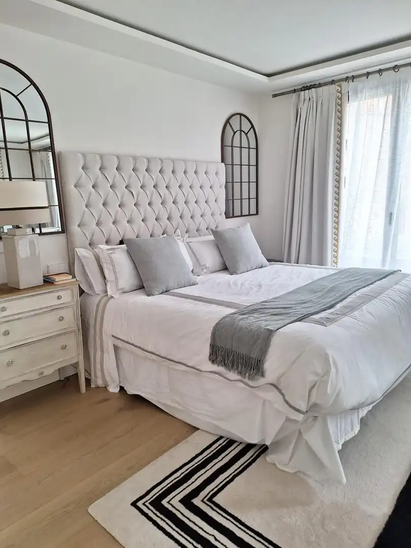 Schlafzimmer von Haus oder Chalet zur Miete in Madrid mit Klimaanlage, Heizung und Privatgarten