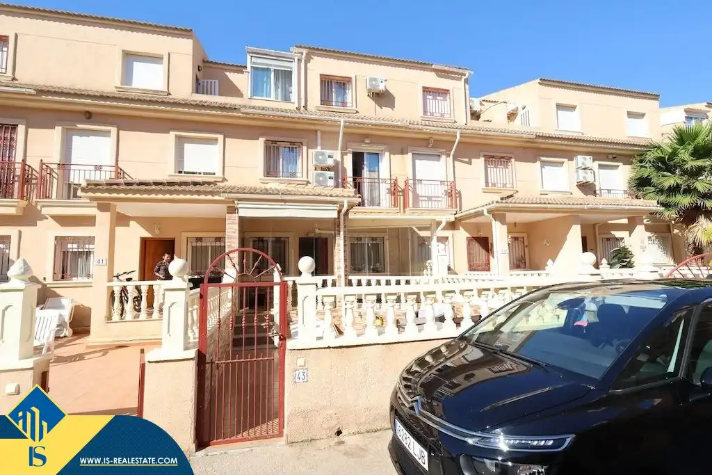 Maisonette mit Pool zum Verkauf in Orihuela Costa