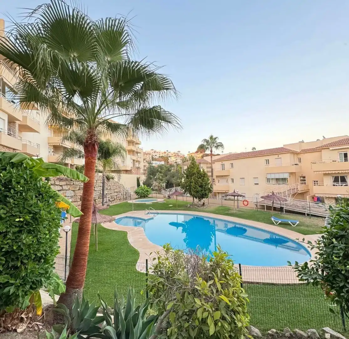 Apartamento con piscina en venta en Mijas pueblo, imagen 2