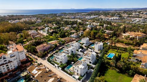 Siete villas de lujo en una ubicación privilegiada cerca de la playa y Puerto Banús