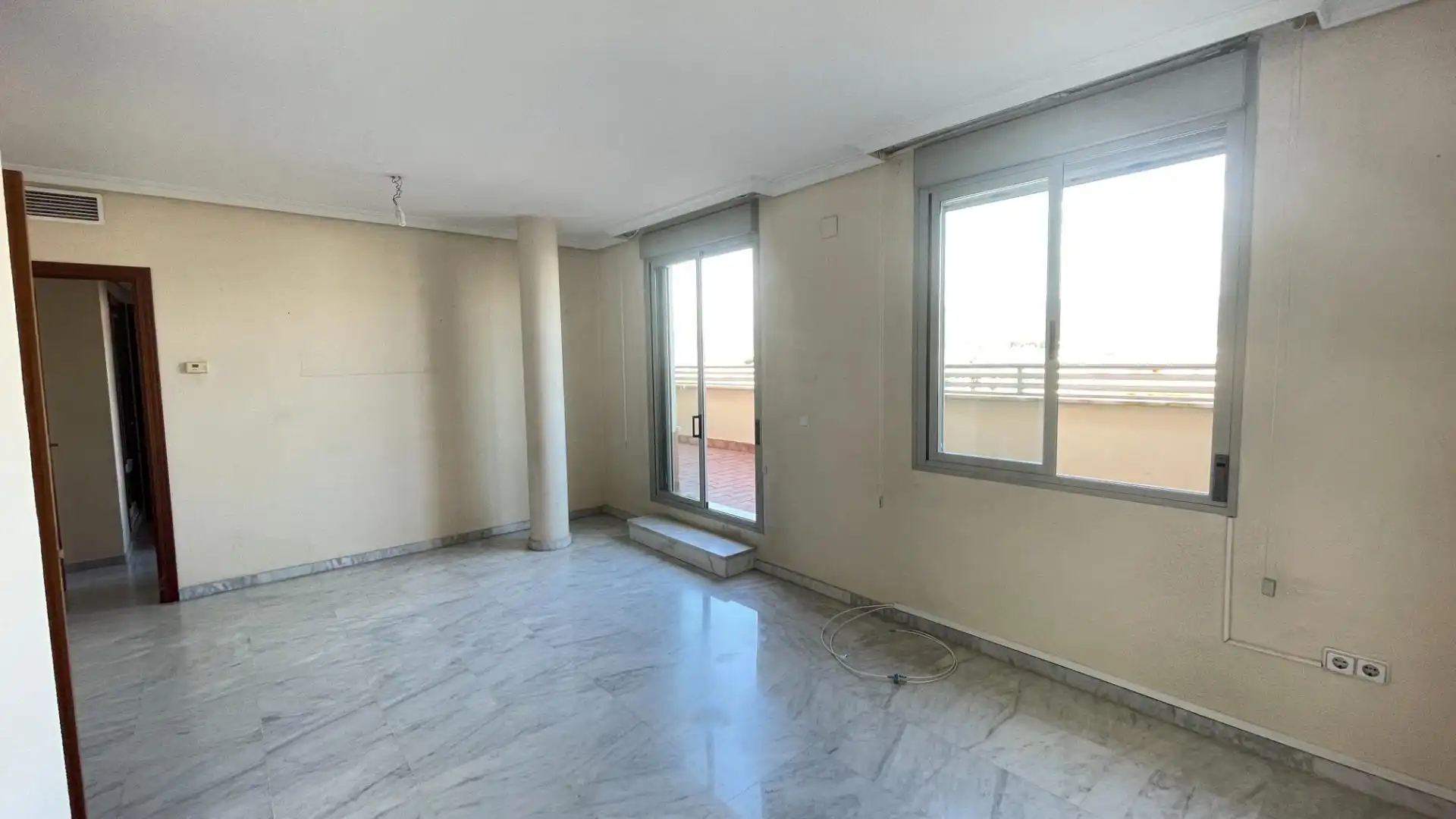 Schlafzimmer von Wohnung zum Verkauf in Córdoba mit Klimaanlage und Terrasse
