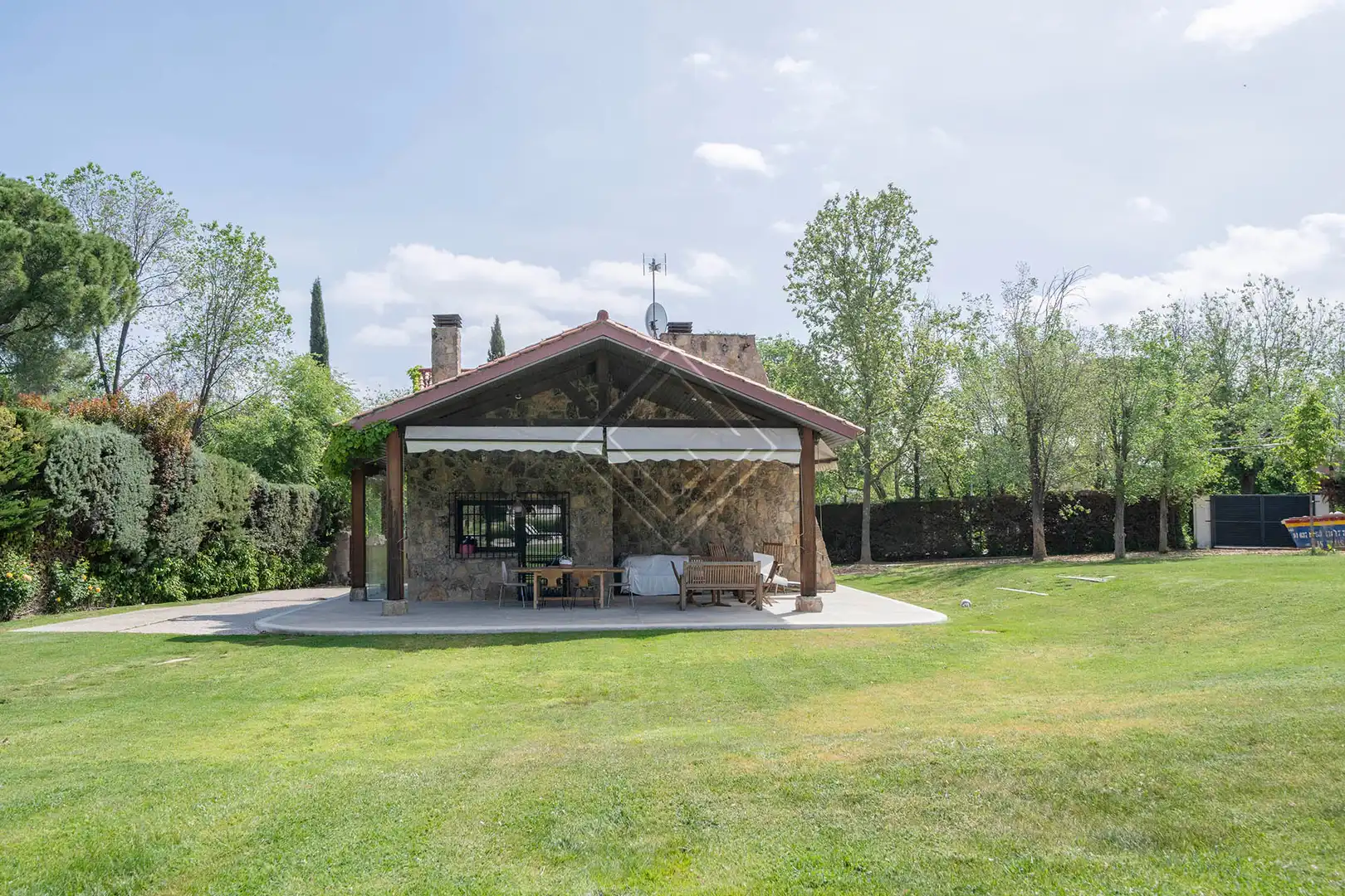 Jardín de Casa o chalet en venta en Pozuelo de Alarcón con Aire acondicionado, Jardín privado y Terraza
