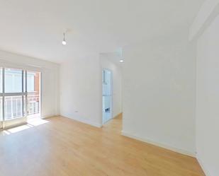 Bedroom of Flat for sale in  Madrid Capital  with Terrace and Oven