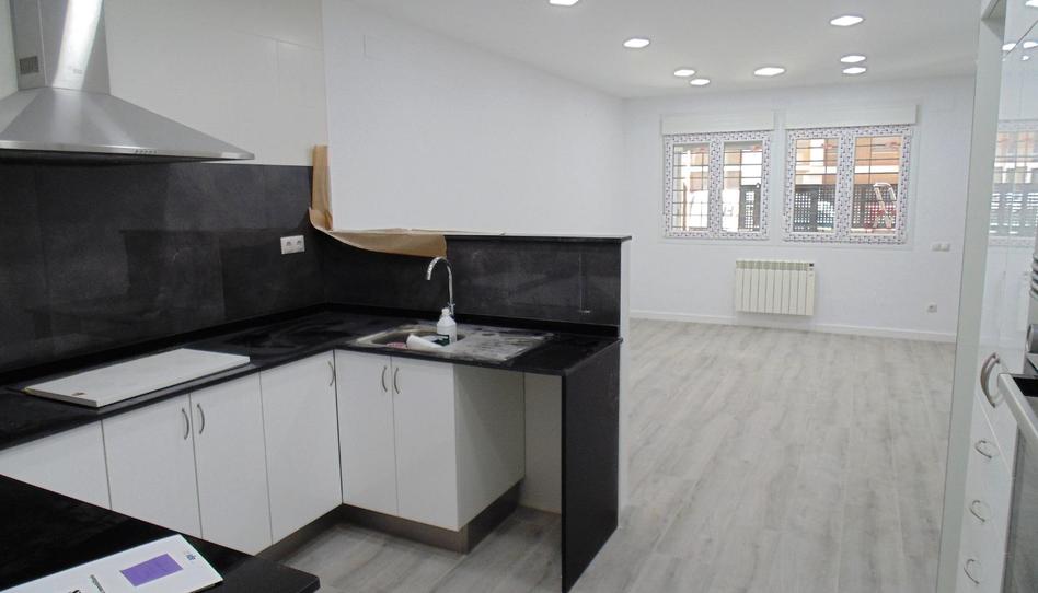 Foto 1 de Planta baixa en venda a Calle Valenti Almirall,de, 3, Roc Blanc, Barcelona