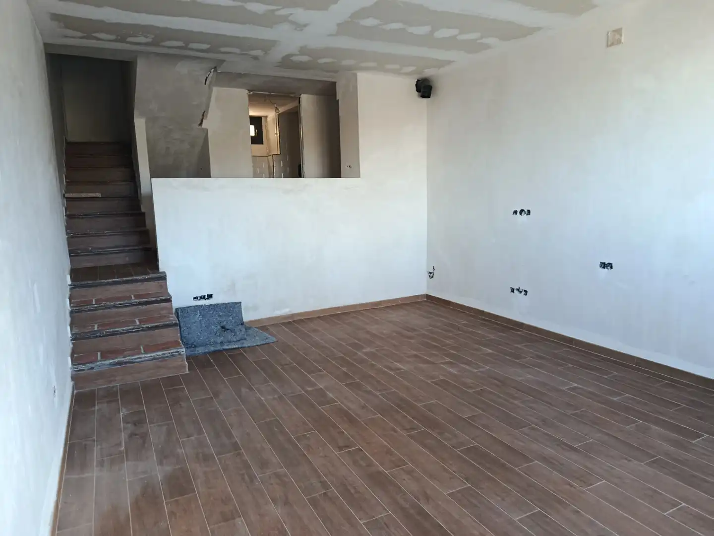 Triplex with terrace for sale in Zona media, imagen 5