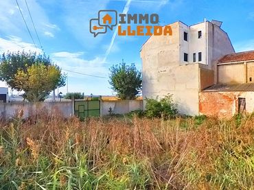 Casa a schiera in vendita a Plaza d'Engràcia Macià 1