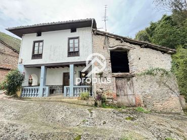 Casa a schiera con balcone in vendita a Mestas - TEYEU