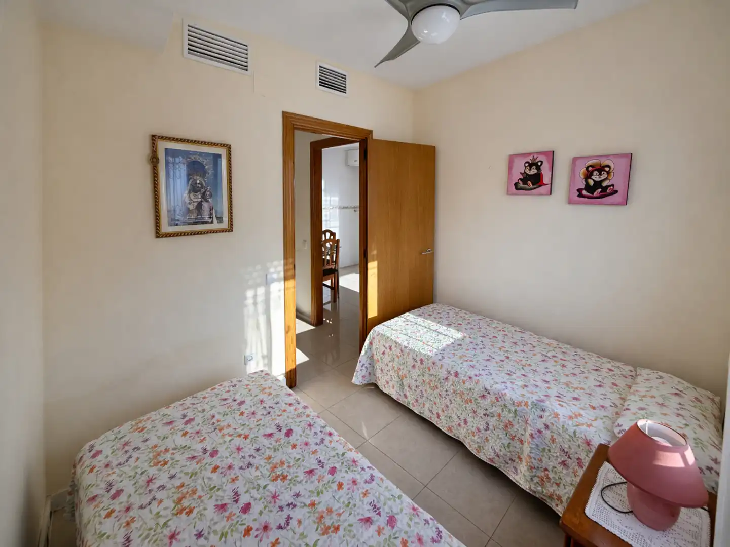 Casa aparellada amb terrassa en venda a Passatge Mare de Déu de Queralt, imagen 21