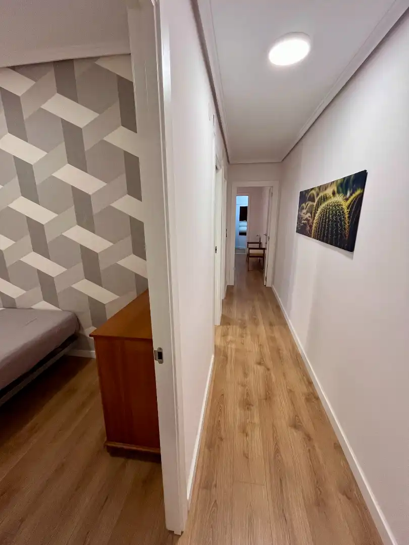 Wohnung zur Miete in Valencia mit Klimaanlage, Heizung und Terrasse