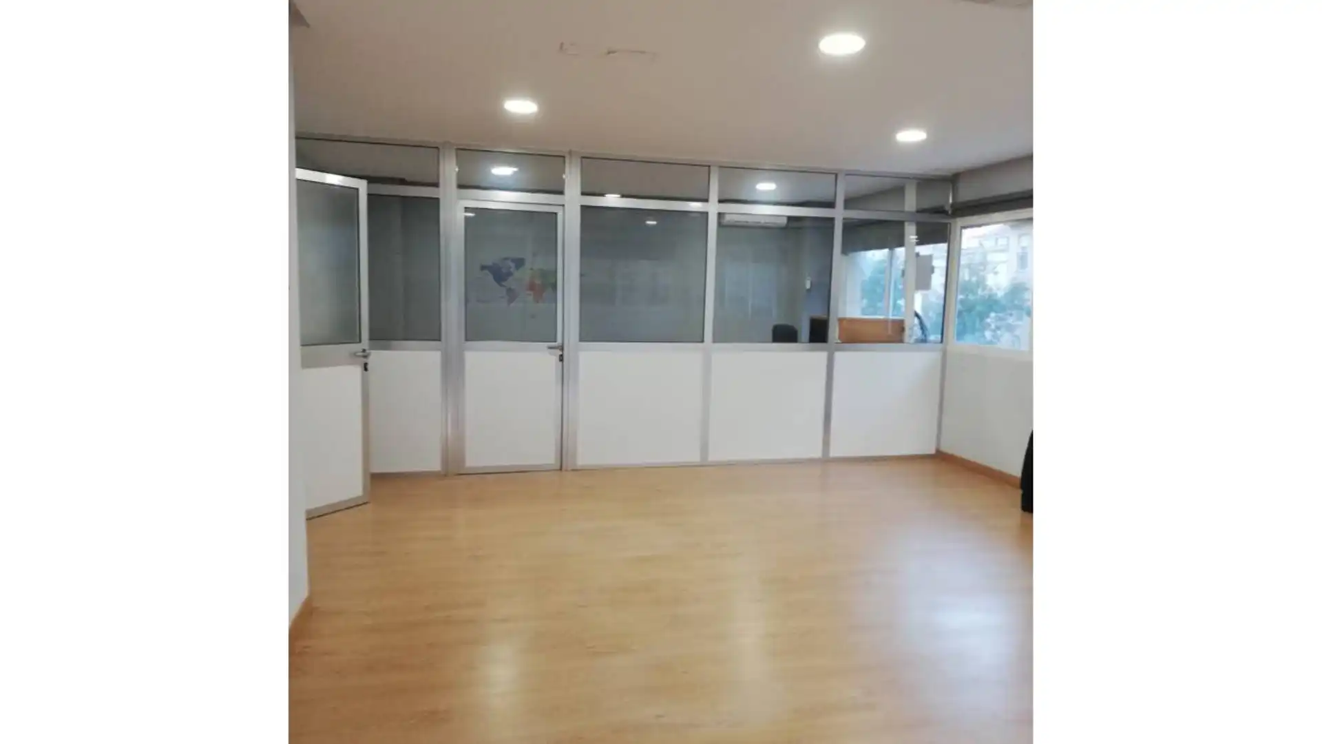 Oficina en venda en Jerez de la Frontera amb Aire condicionat, Calefacció i Alarma