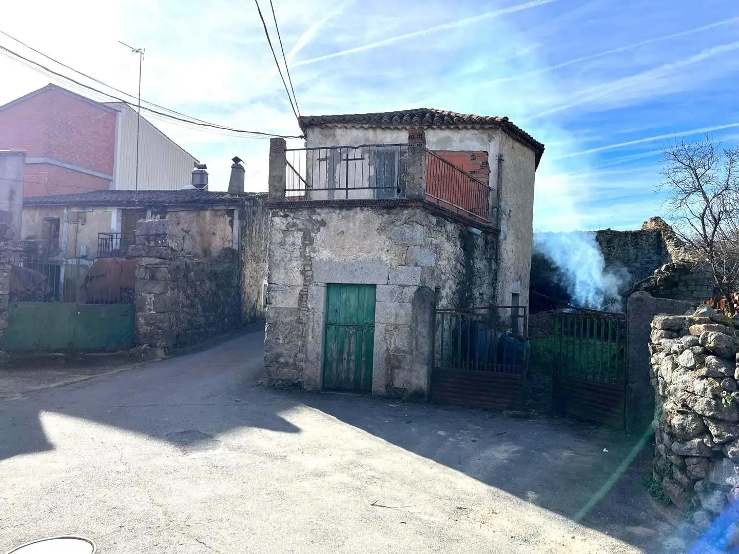 Vista exterior de Casa o chalet en venta en Linares de Riofrío
