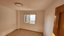 Dormitori de Apartament en venda en Benidorm amb Terrassa i Piscina comunitària