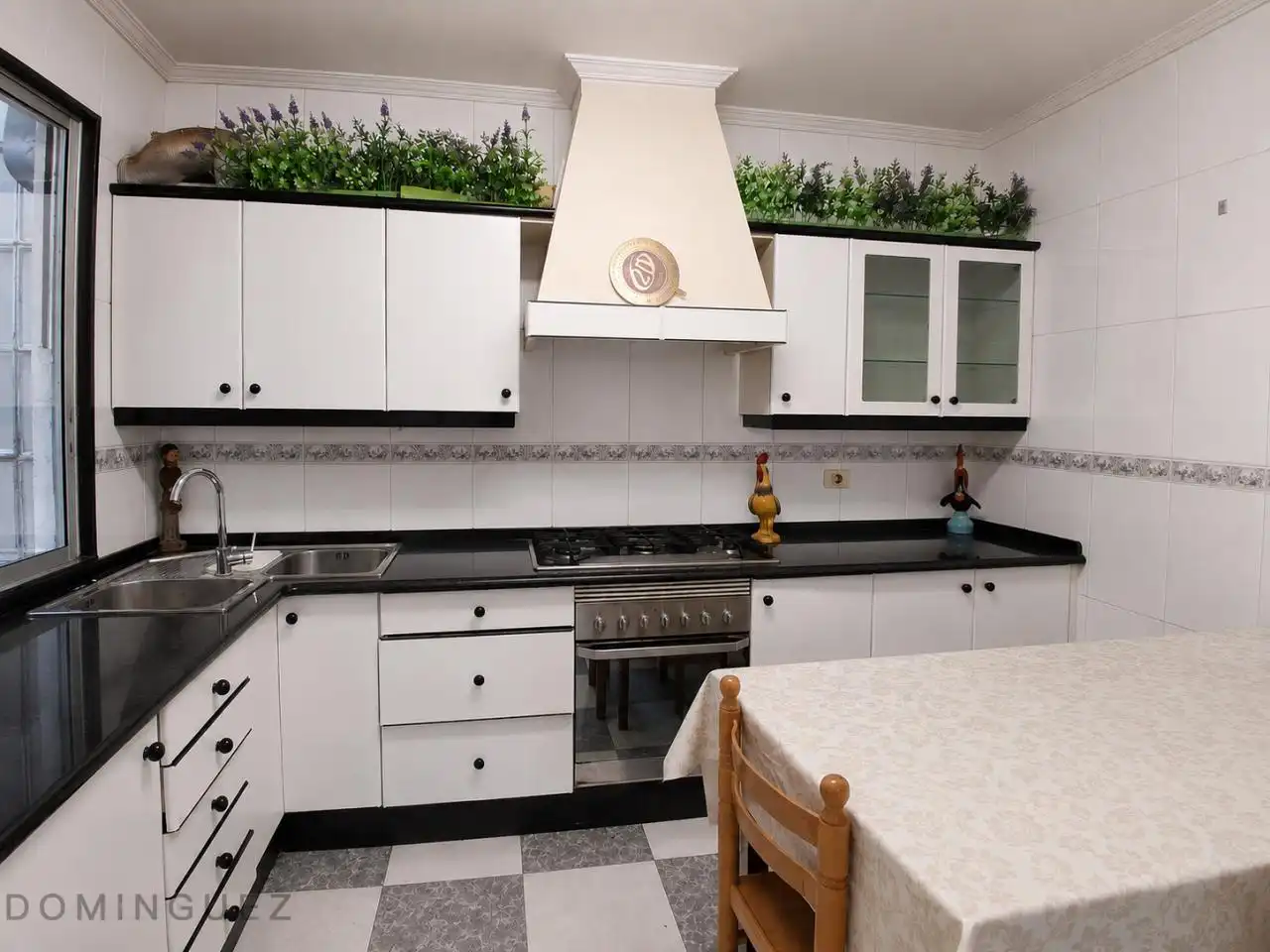 Kitchen of Flat for sale in A Guarda    with Heating, Storage room and Balcony