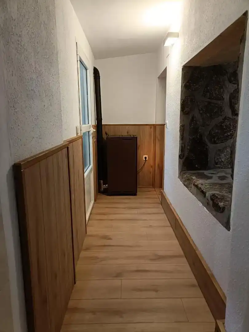 Planta baixa en venda en Madrigal de las Altas Torres amb Parquet i Moblat