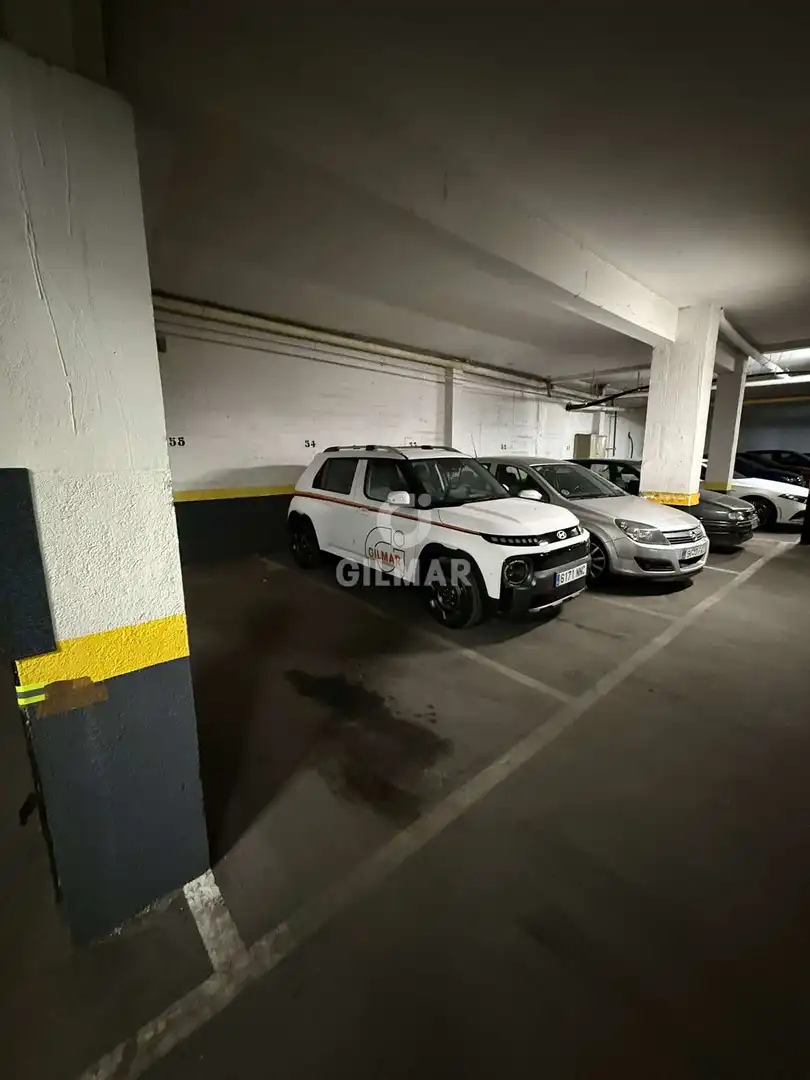 Parkplatz von Garage zum Verkauf in Madrid
