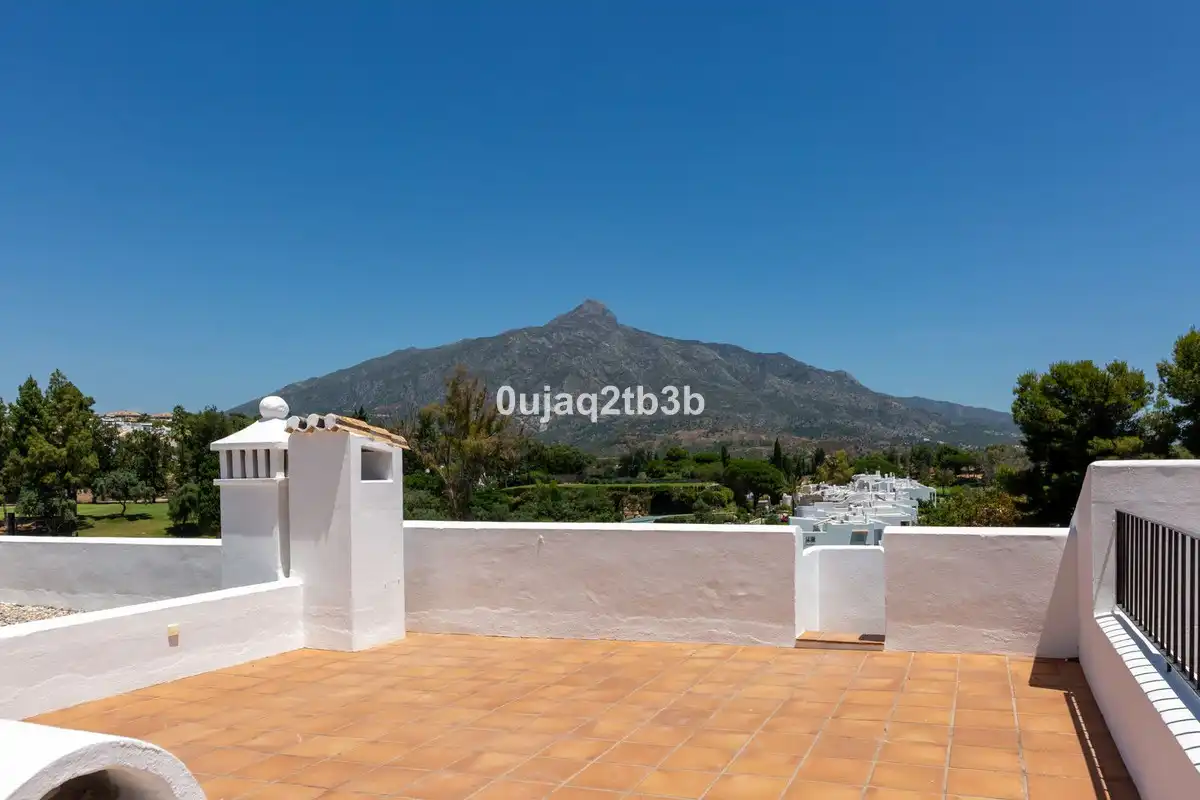 Exterior view of Detached homes for rent in Marbella  with Air Conditioner, Private garden and Terrace