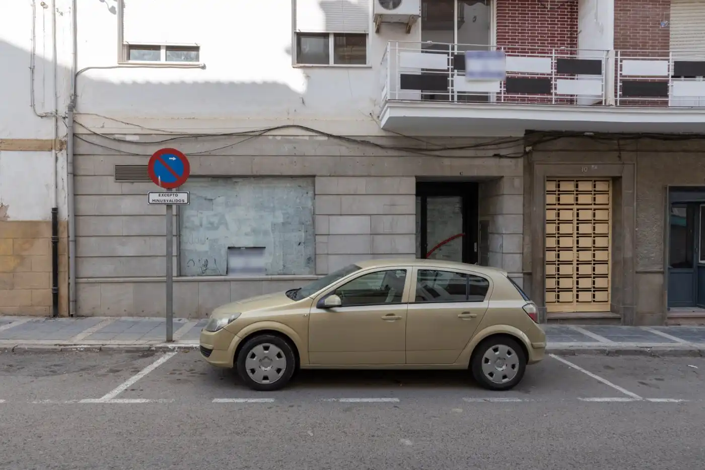 Exterior view of Commercial properties for sale in Montefrío  with Air Conditioner