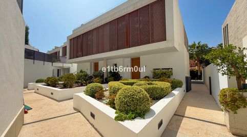 Foto 3 de Casa adosada en venta en La Carolina - Guadalpín, Marbella