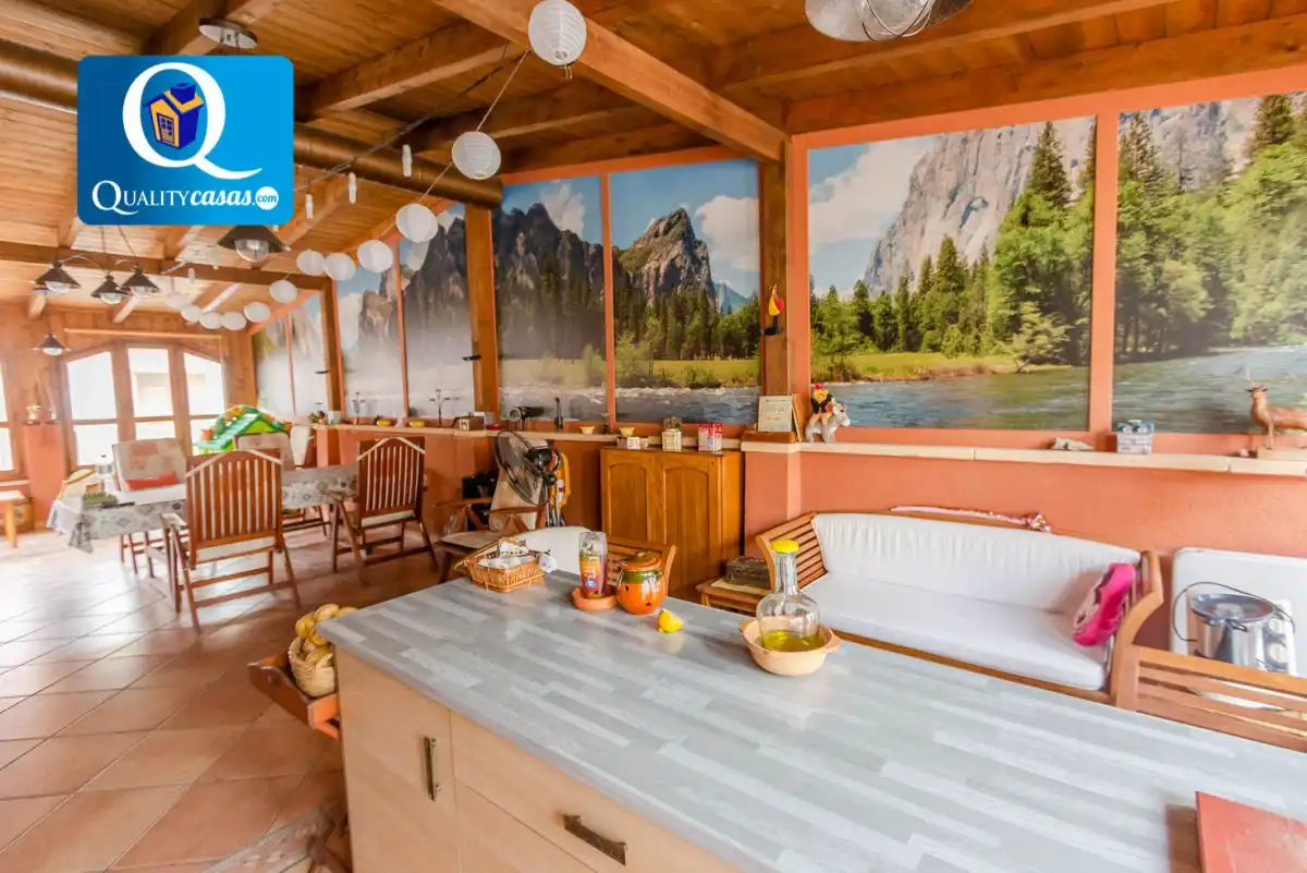 Casa adosada en venta en Crevillent con Aire acondicionado, Terraza y Trastero