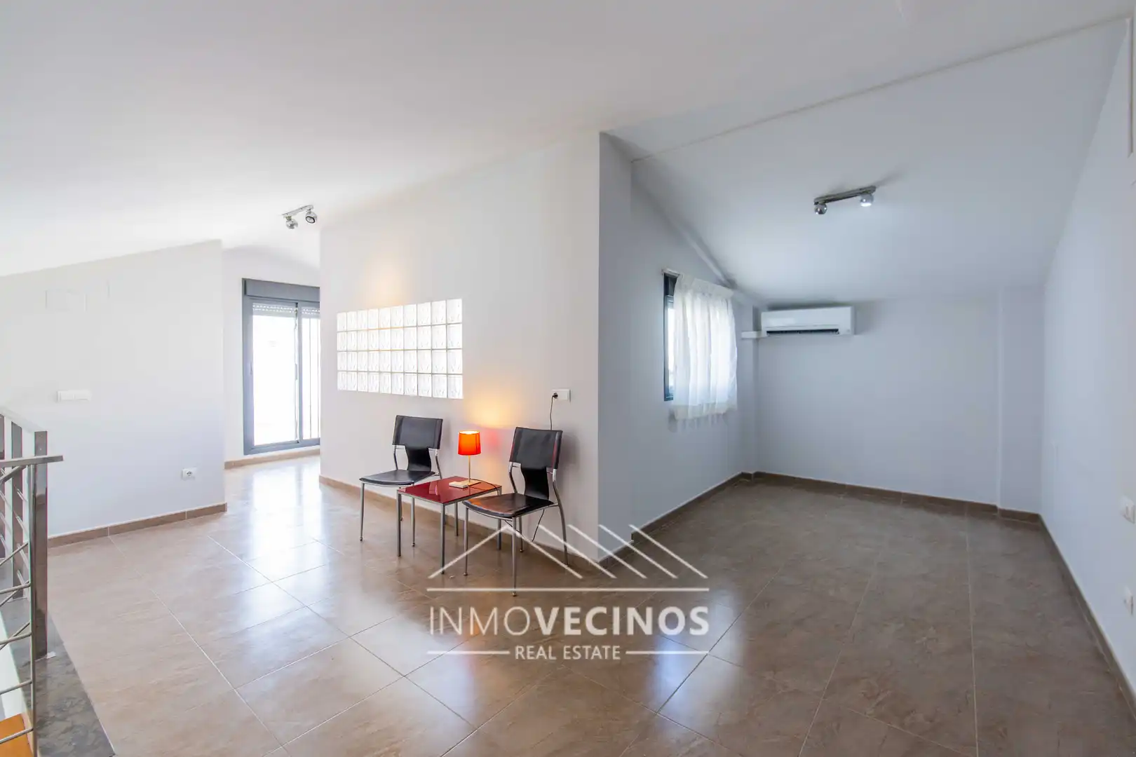 Sala d'estar de Dúplex de lloguer en Valencia amb Moblat