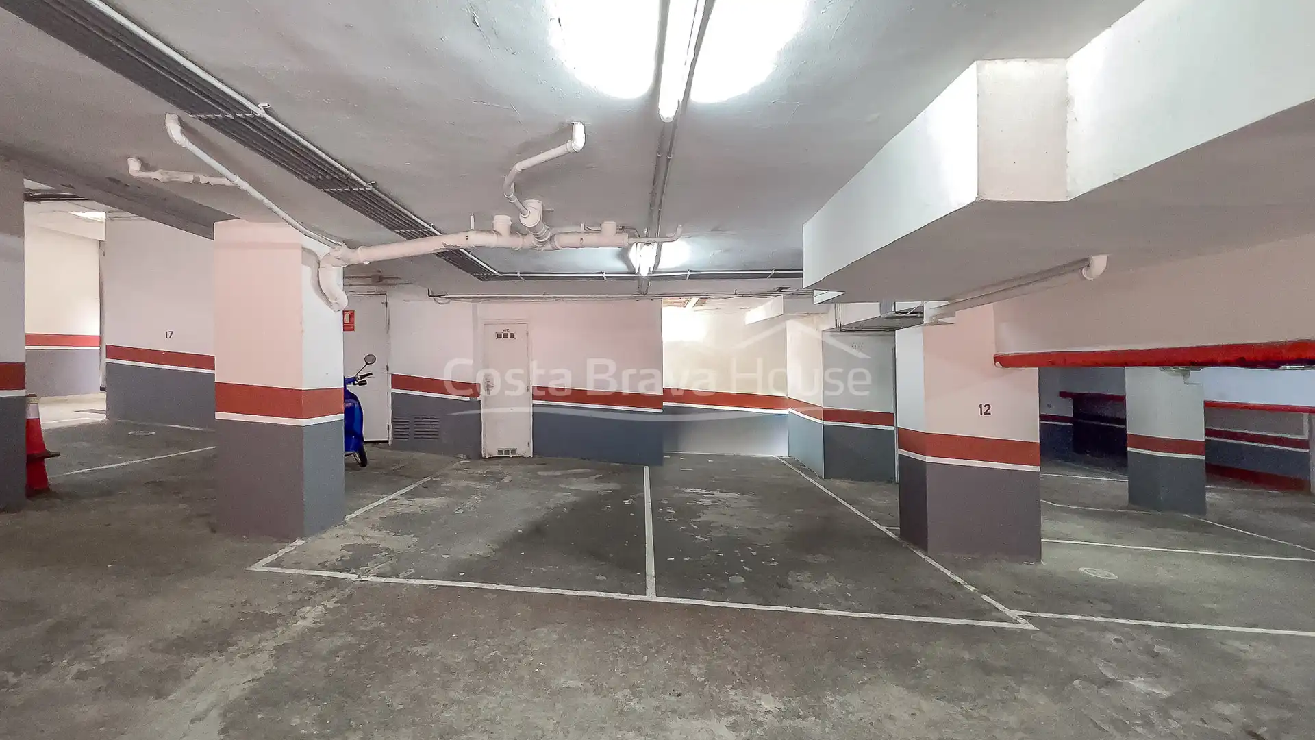 Parking of Apartments for sale in Palafrugell  with Air Conditioner, Heating and Parquet flooring