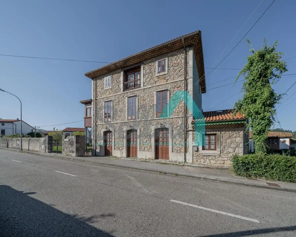 Exterior view of Houses for sale in Pravia  with Heating, Private garden and Parquet flooring