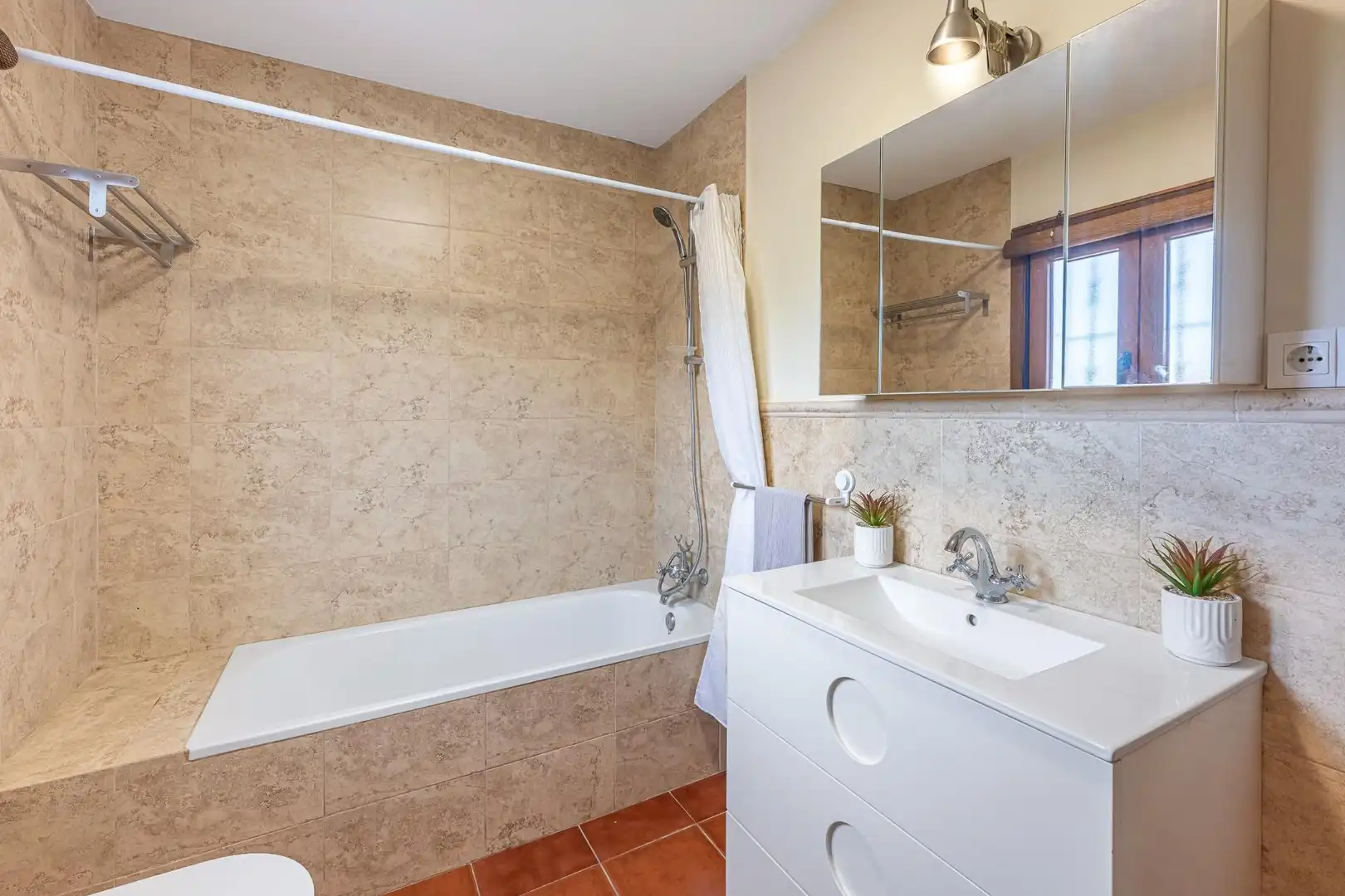 Bany de Casa o xalet en venda en Mijas amb Aire condicionat, Calefacció i Jardí privat