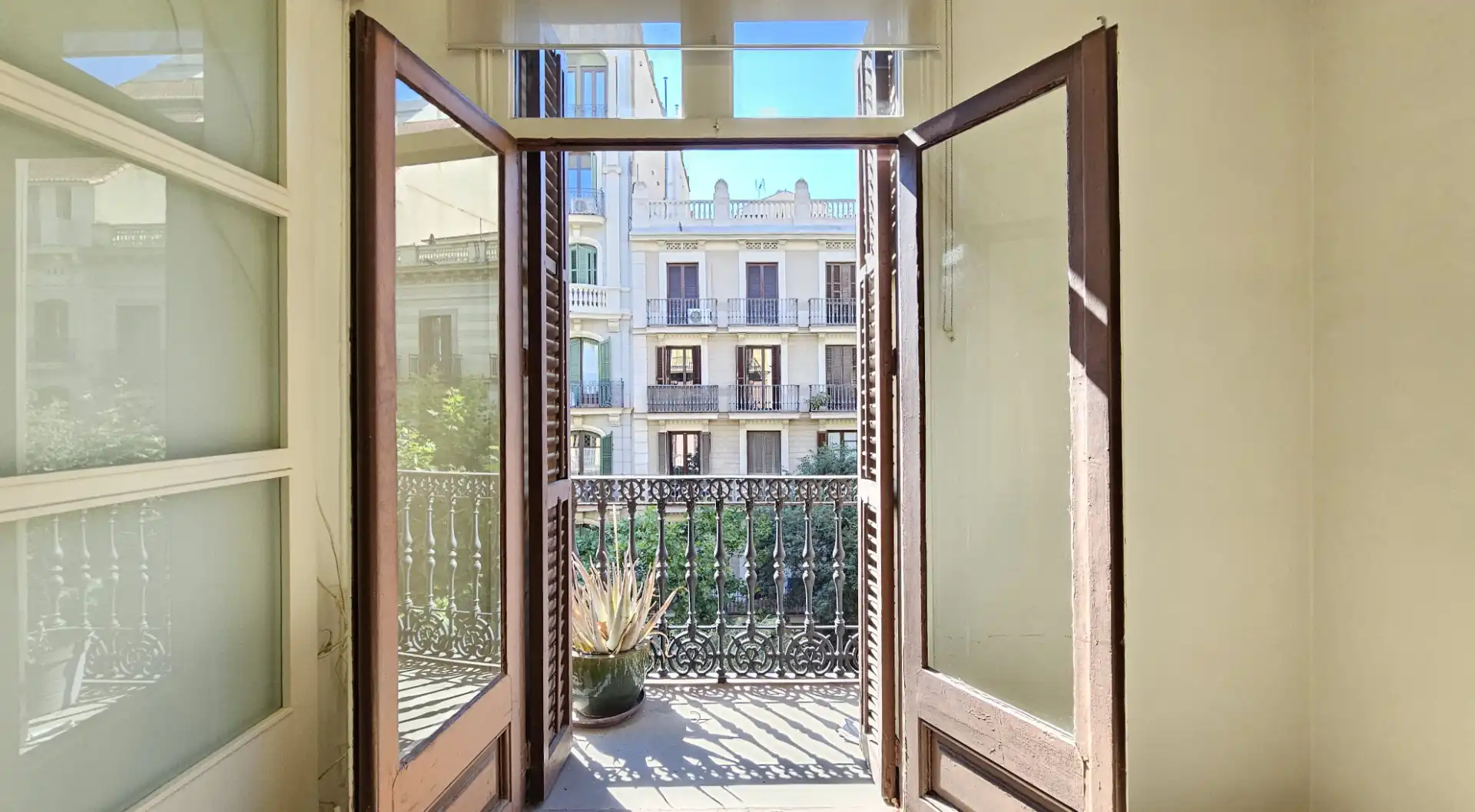 Terrasse von Büro zur Miete in Barcelona mit Heizung und Internet