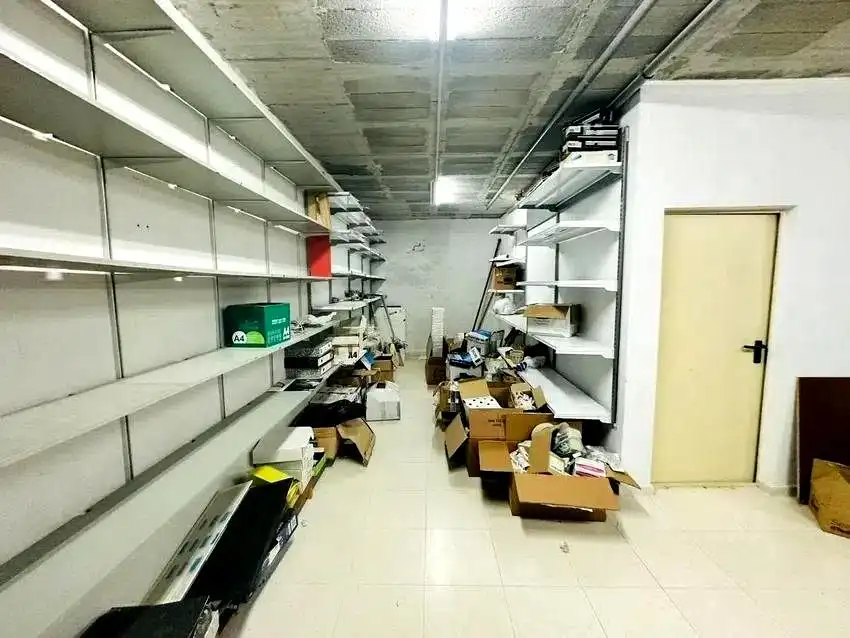 Locale commerciale in vendita a Calle Diego de Vergara, imagen 15