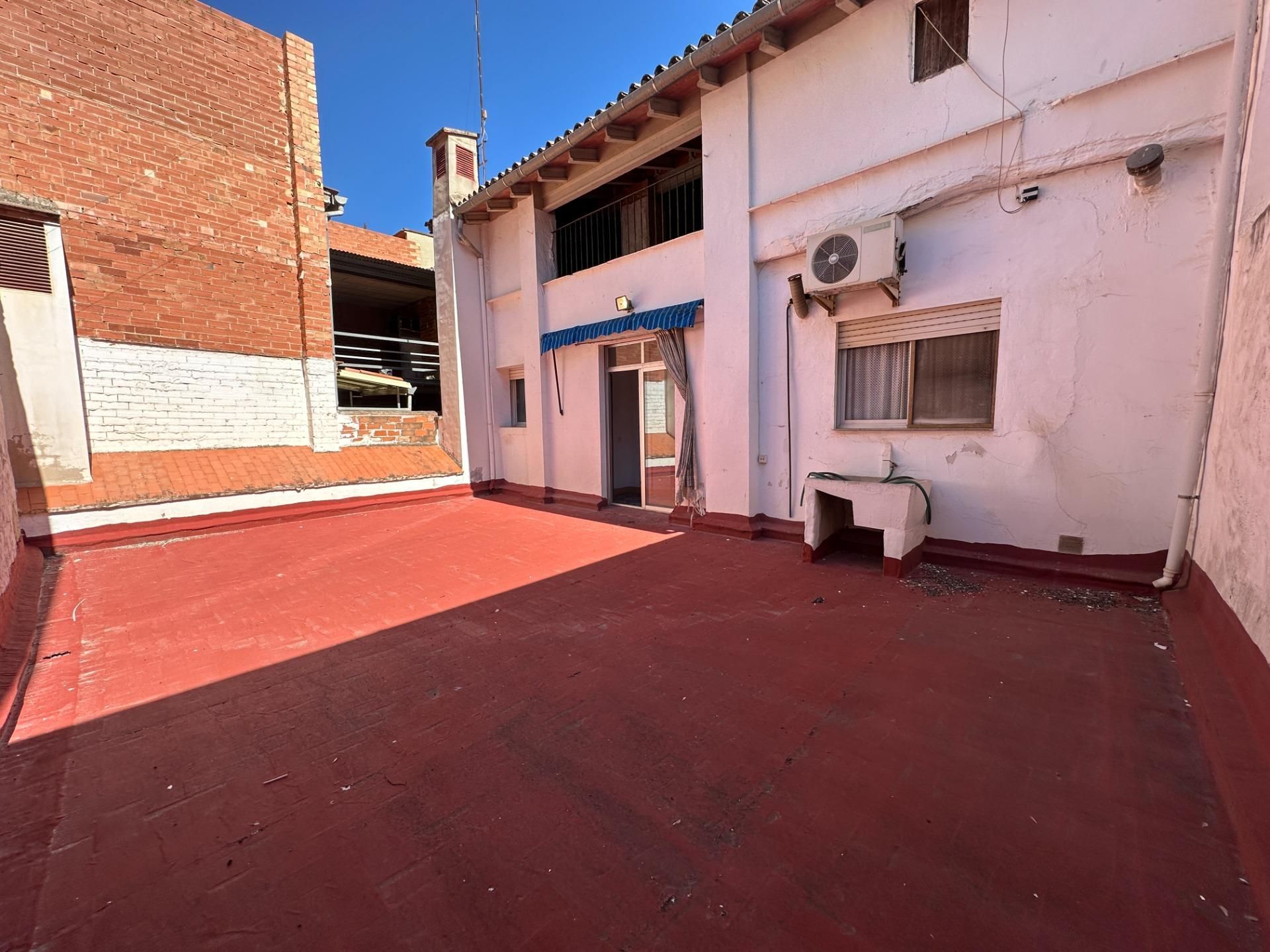 Vista exterior de Casa o chalet en venta en Castelló de Rugat con Aire acondicionado, Terraza y Balcón