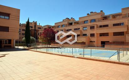 Exterior view of Flat for sale in Yebes  with Heating, Private garden and Terrace