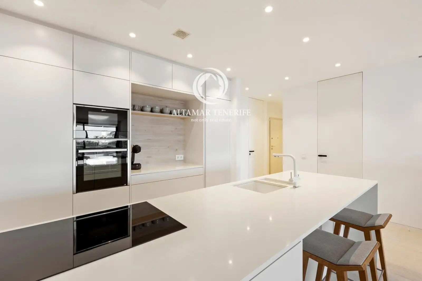 Apartments for sale in Avenida de Palm Mar, Palm - Mar