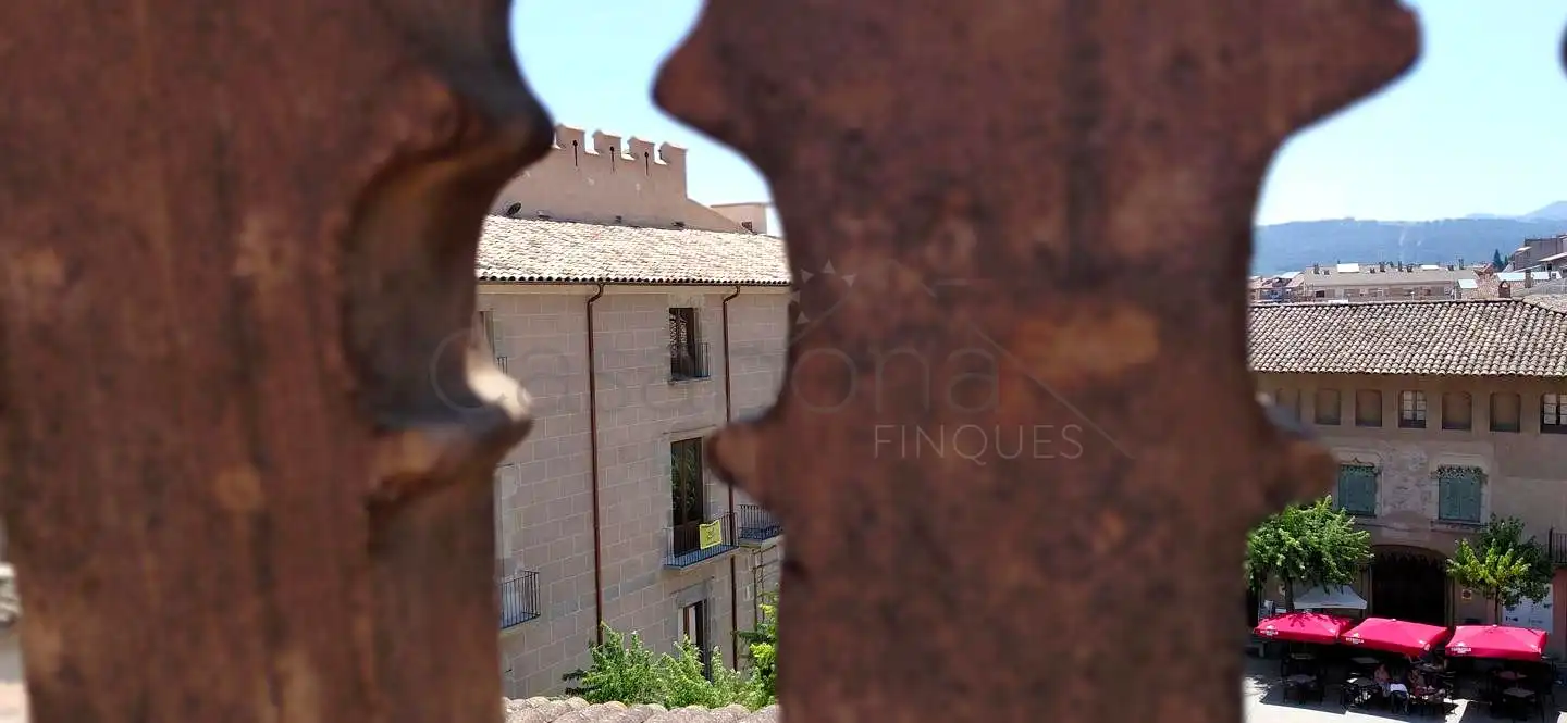 Vista exterior de Piso en venta en Centelles con Calefacción, Terraza y Balcón