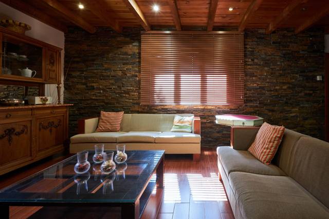 Casa-chalet en Venta en Calle Calle Pico del Almanzor, 2 en Peñalba de Ávila