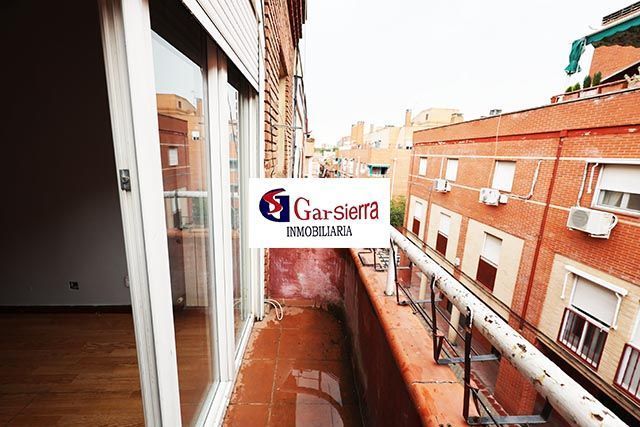 Exterior view of Flat for sale in  Madrid Capital  with Heating and Terrace