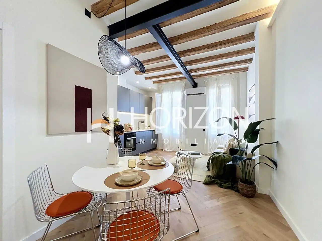 Wohnzimmer von Wohnung zum Verkauf in Barcelona mit Klimaanlage, Heizung und Möbliert