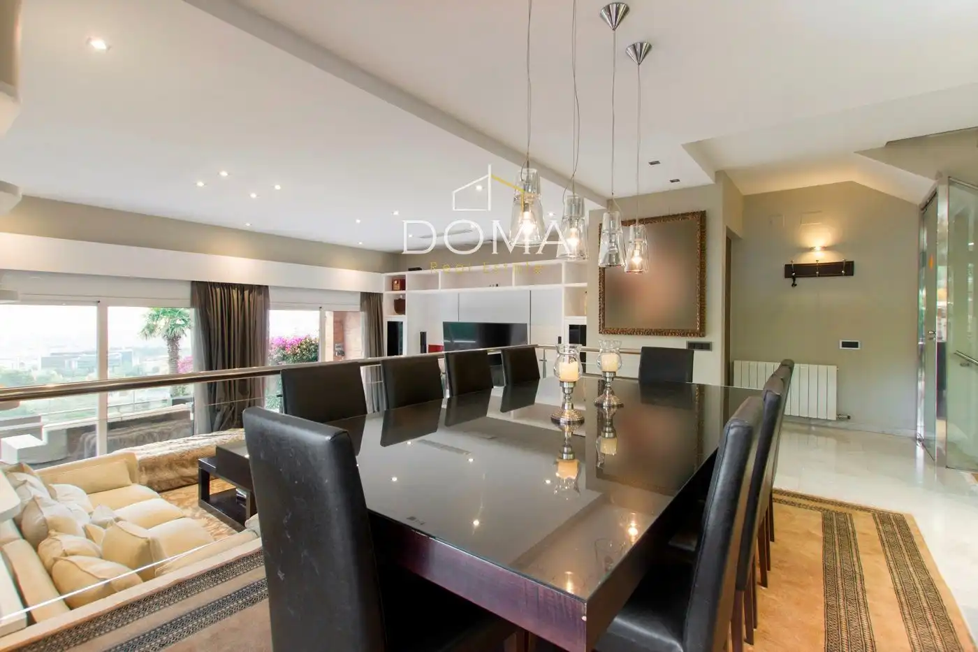 Comedor de Casa adosada en venta en Esplugues de Llobregat con Aire acondicionado, Calefacción y Terraza