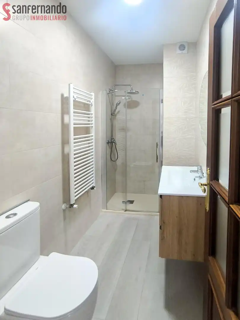 Appartamento con terrazza in vendita a Calle de la Llama, imagen 13