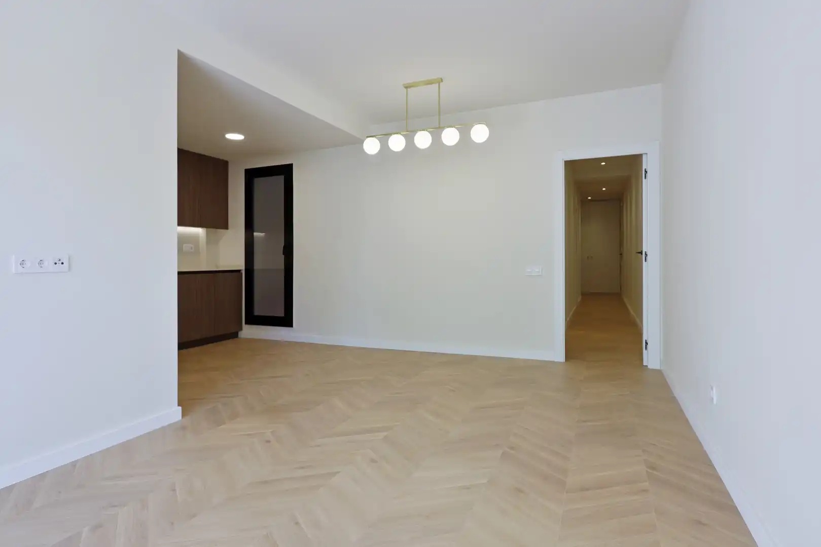 Flat for sale in L'Hospitalet de Llobregat  with Heating, Terrace and Balcony