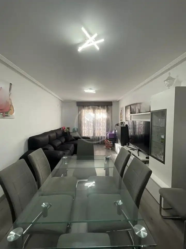 Sala de estar de Piso de alquiler en Linares con Aire acondicionado, Terraza y Amueblado